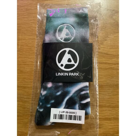 Linkin Park FZ Bubble Texture Embroidered Socks From Zero Album - Picture 1 of 4